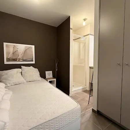 Apartament Frontaal Zeezicht Ribella Oost *